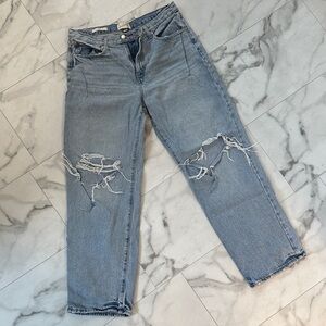 Universal Thread Light Blue High-Rise Baggy Jeans